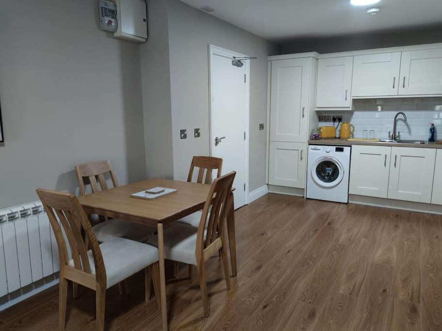 Blacklion Prime Location Apartment Ngoại thất bức ảnh